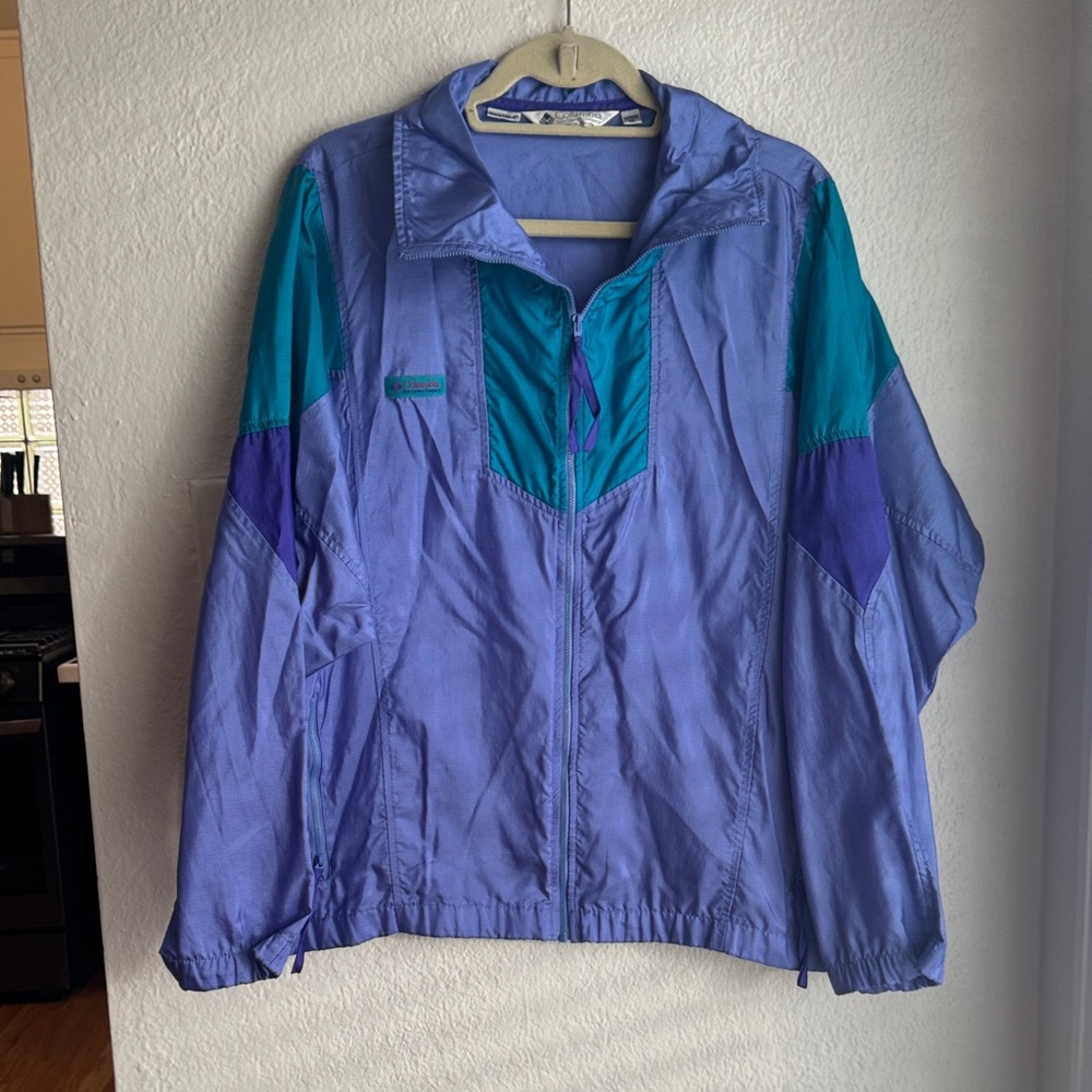Vintage Columbia Women's Purple and Teal Windbreaker Jacket